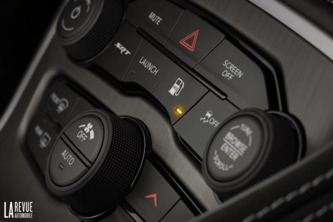 Interieur_Dodge-Challenger-SRT-Demon_60