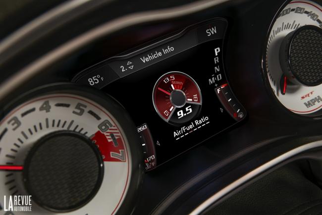 Interieur_Dodge-Challenger-SRT-Demon_81