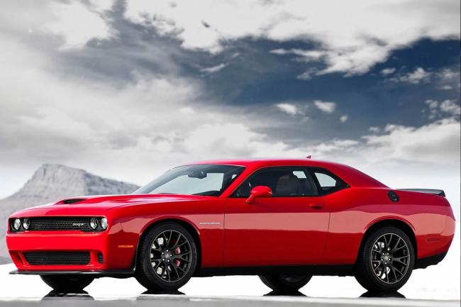 Exterieur_Dodge-Challenger-SRT-Hellcat_0