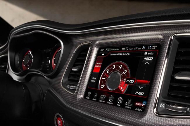 Interieur_Dodge-Challenger-SRT-Hellcat_41