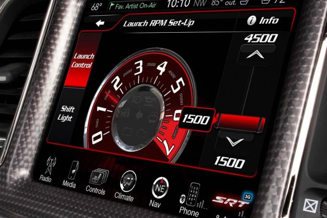 Interieur_Dodge-Challenger-SRT-Hellcat_39