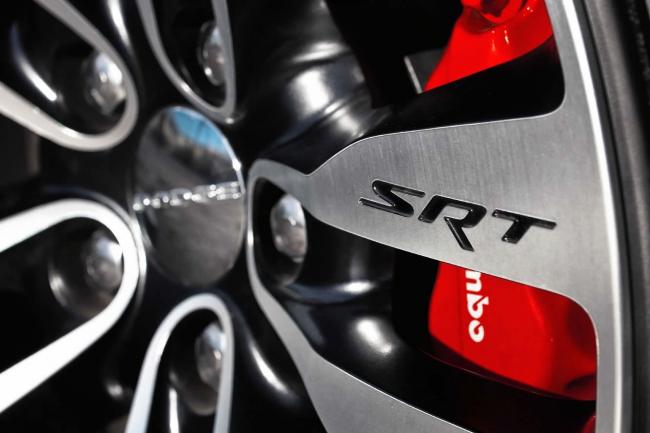 Exterieur_Dodge-Challenger-STR8-2012_1
