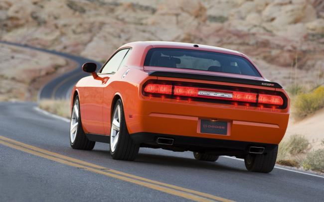 Exterieur_Dodge-Challenger_3