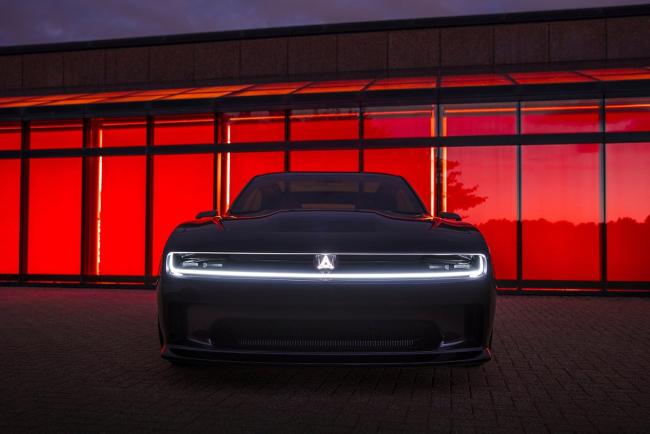 Exterieur_dodge-charger-daytona-srt-concept-la-muscle-car-electrique_3