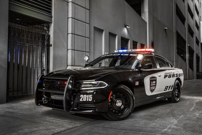 Exterieur_Dodge-Charger-Pursuit-2015_5