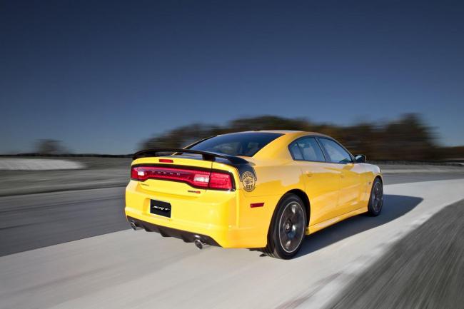 Exterieur_Dodge-Charger-SRT8-Super-Bee_3