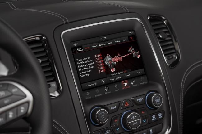Interieur_Dodge-Durango-SRT-2017_78