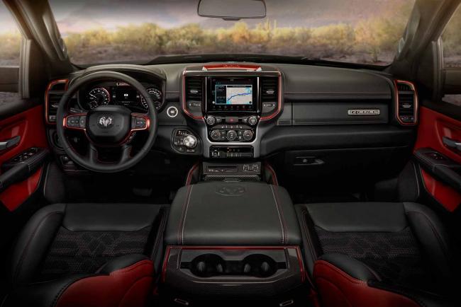 Interieur_Dodge-RAM-1500_15