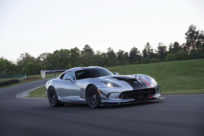 Exterieur_Dodge-Viper-SRT-ACR_20