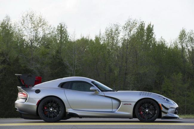 Exterieur_Dodge-Viper-SRT-ACR_6