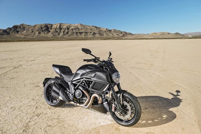 Exterieur_Ducati-Diavel_2