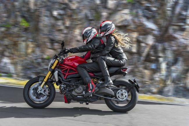 Exterieur_Ducati-Monster-1200_3