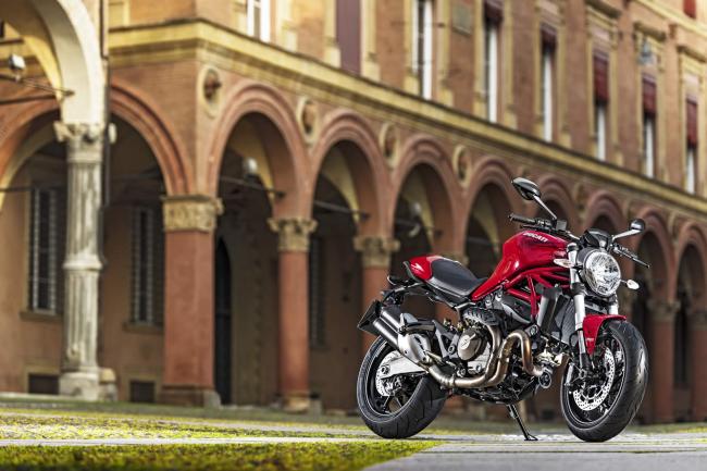 Exterieur_Ducati-Monster-821_5