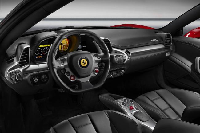 Interieur_Ferrari-458-Italia_49