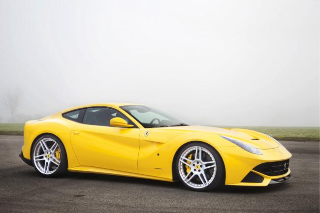 Exterieur_Ferrari-F12-Berlinetta_2