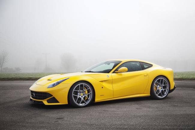 Exterieur_Ferrari-F12-Berlinetta_3