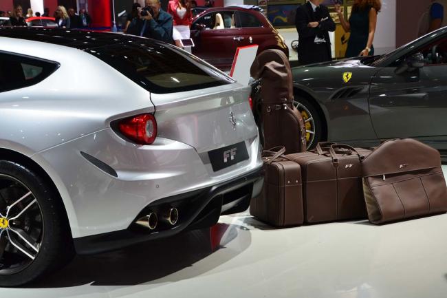 Exterieur_Ferrari-FF-2013_3