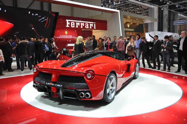 Exterieur_Ferrari-LaFerrari-2013_23