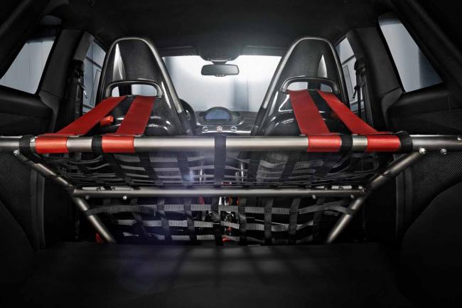 Interieur_Fiat-Abarth-695-Biposto_4