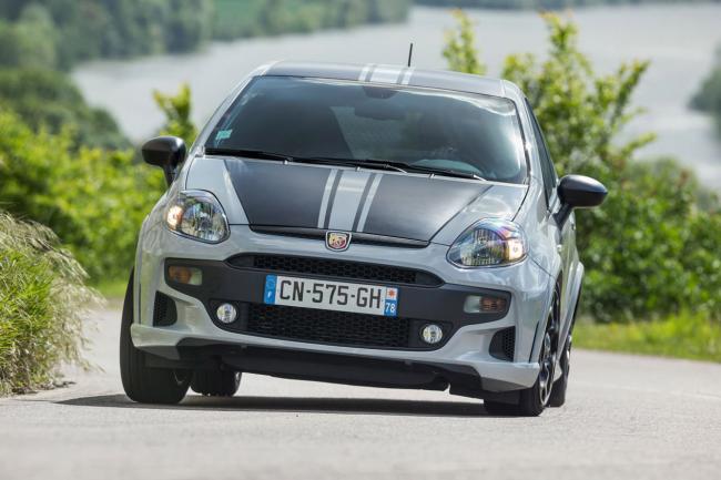 Exterieur_Fiat-Punto-Abarth-SuperSport_2