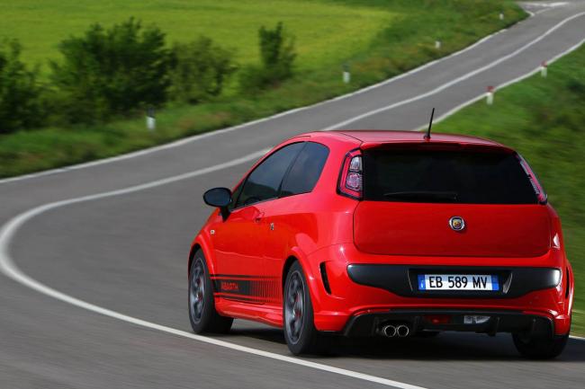 Exterieur_Fiat-Punto-Evo-Abarth_1