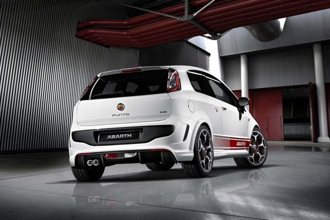 Exterieur_Fiat-Punto-Evo-Abarth_4