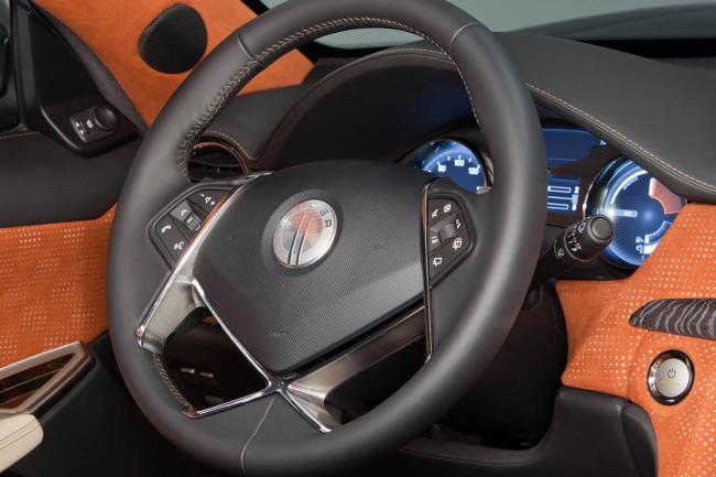 Interieur_Fisker-Surf_34