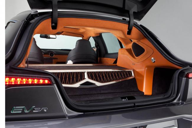 Interieur_Fisker-Surf_30