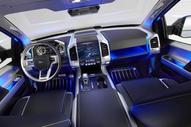 Interieur_Ford-Atlas-F-150_16