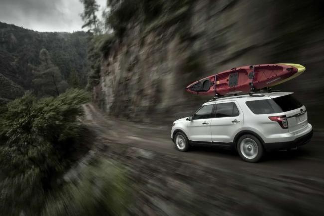 Exterieur_Ford-Explorer-2011_5