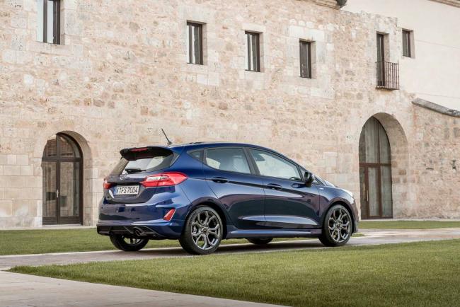 Exterieur_Ford-Fiesta-2018_16