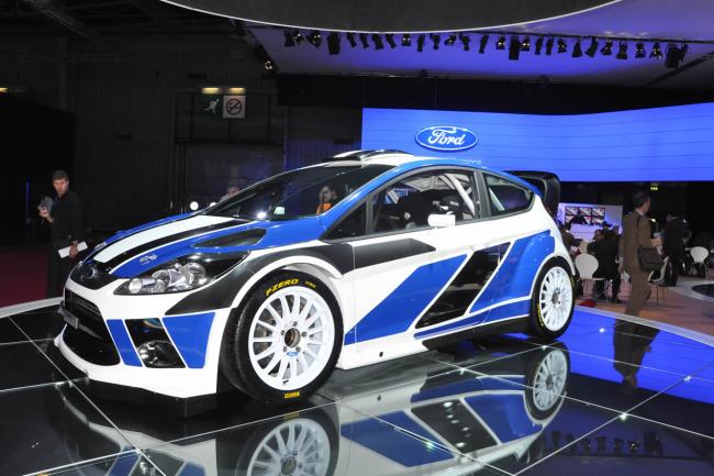 Exterieur_Ford-Fiesta-RS-WRC-2011_11