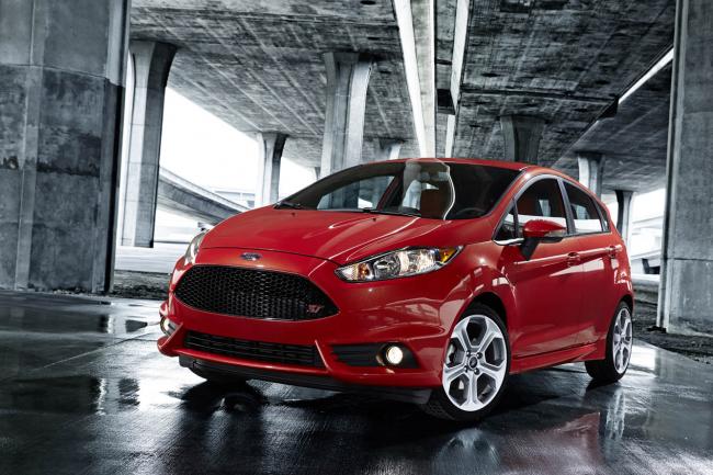 Exterieur_Ford-Fiesta-ST-2013_0