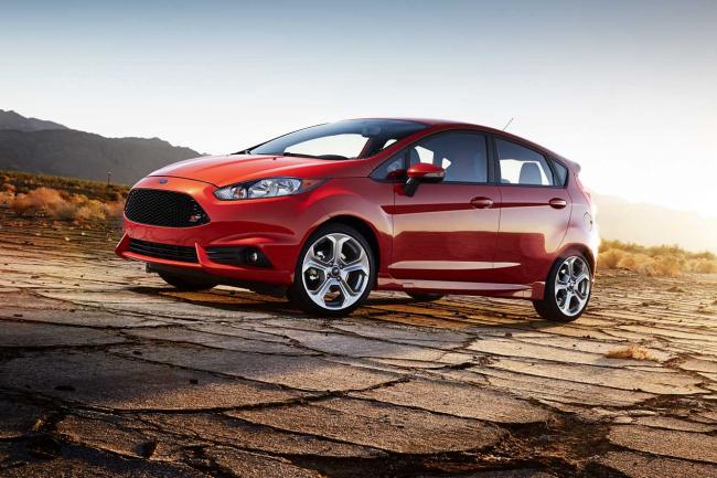 Exterieur_Ford-Fiesta-ST-2013_15