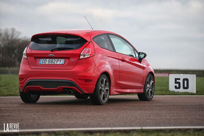 Exterieur_Ford-Fiesta-ST-2015_1