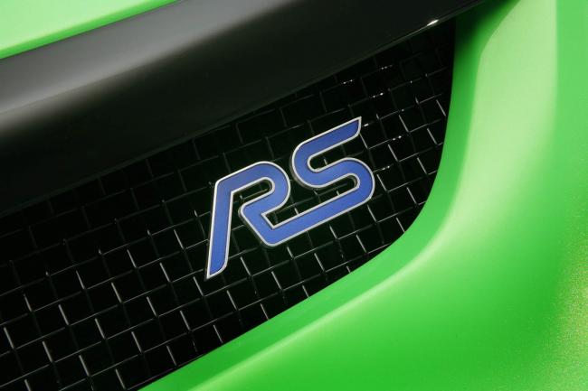 Exterieur_Ford-Focus-RS-2009_3