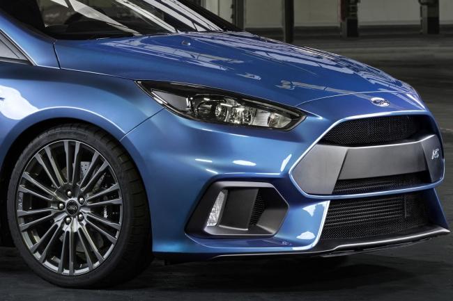 Exterieur_Ford-Focus-RS-2016_0