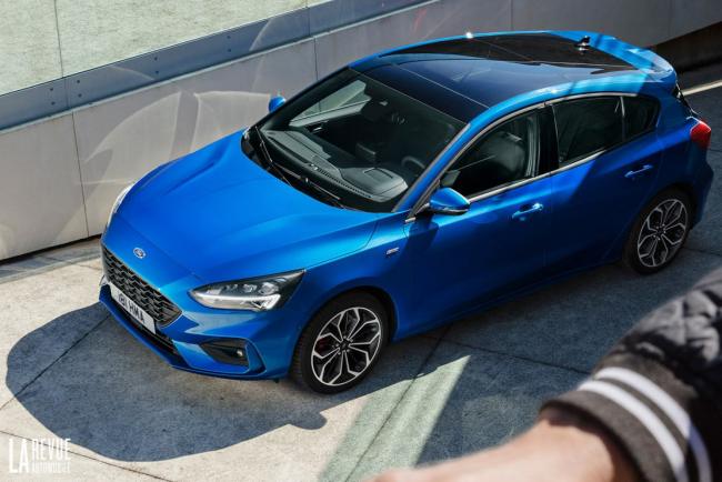 Exterieur_Ford-Focus-ST-Line-2018_20