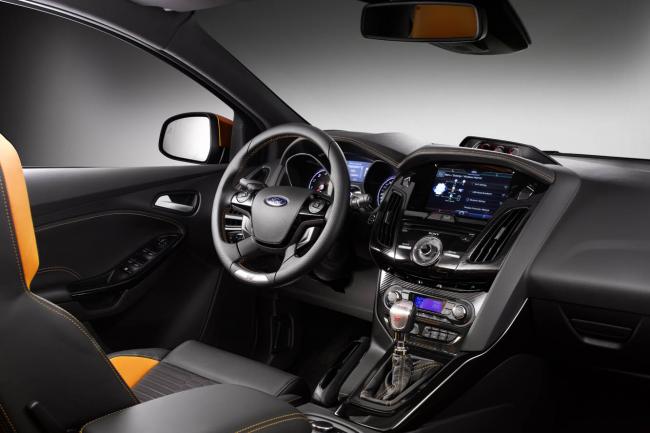 Interieur_Ford-Focus-ST_37