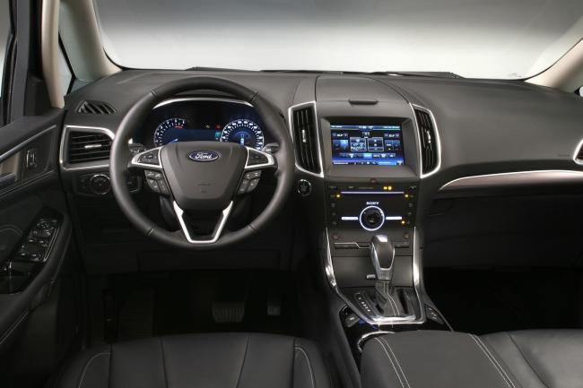 Interieur_Ford-Galaxy-2015_15