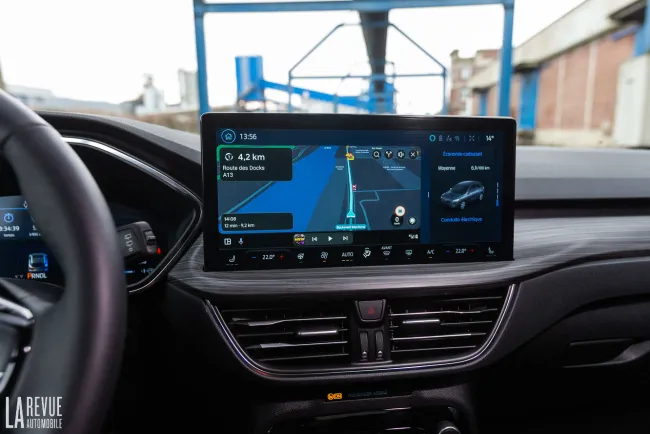 Essai Ford Kuga Hybride Bioéthanol : tout simplement le moins cher grâce à l'E85