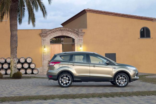 Exterieur_Ford-Kuga-2012_1