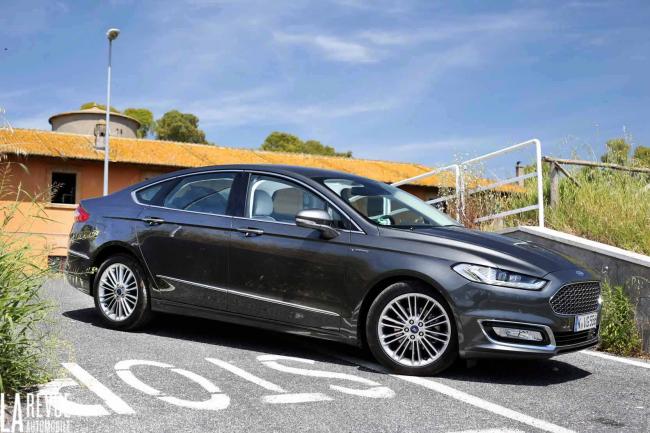 Exterieur_Ford-Mondeo-Vignale-TDCi-210_0