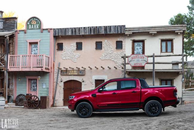 Exterieur_ford-ranger-series-speciales-2021_7