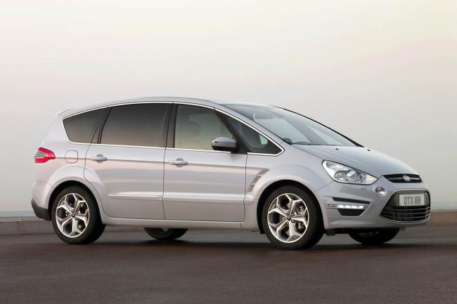 Exterieur_Ford-S-Max-2010_0
