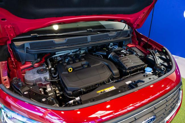 Interieur_ford-tourneo-connect-2022_7