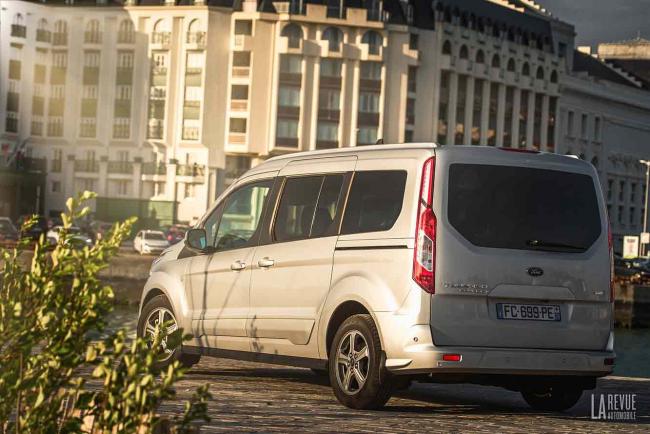 Essai Ford Tourneo Connect EcoBlue : le transporteur de troupes