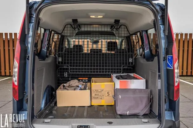 Essai Ford Transit Connect Active Flexifuel E85 : le ludospace qui roule à pas cher !