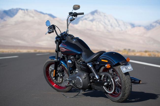 Exterieur_Harley-Davidson-Street-Bob-Special-Edition_2