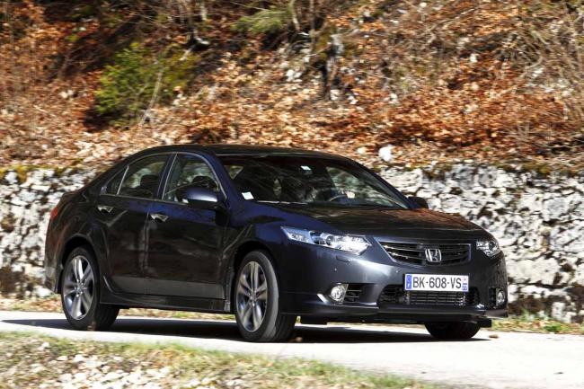 Exterieur_Honda-Accord-2011_14